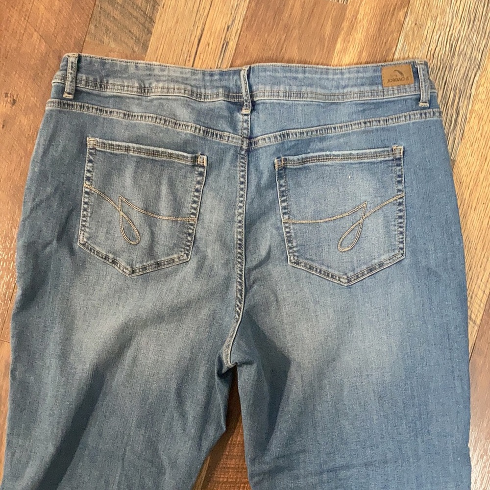 Jordache jeans Women’s 18 Plus size blue denim jean new without tag straight leg - Picture 5 of 5